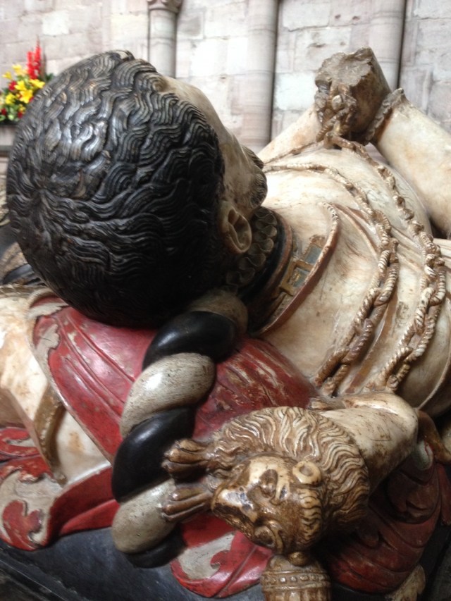 hereford-cath-south-transept-helmet