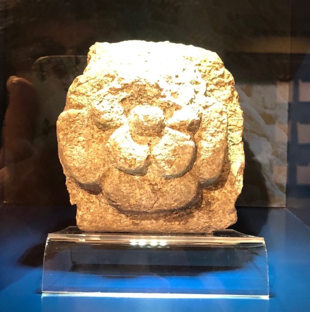 Stamford_Library-Eleanor-cross