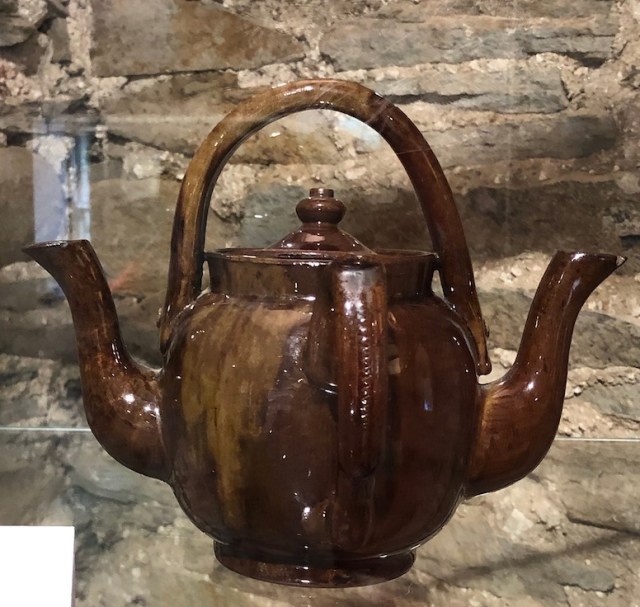 Nantgarw_porcelain-comic-jug